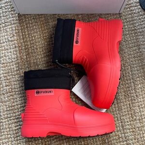 FUBUKI Niseko 3.0 Low Red NEW IN BIX